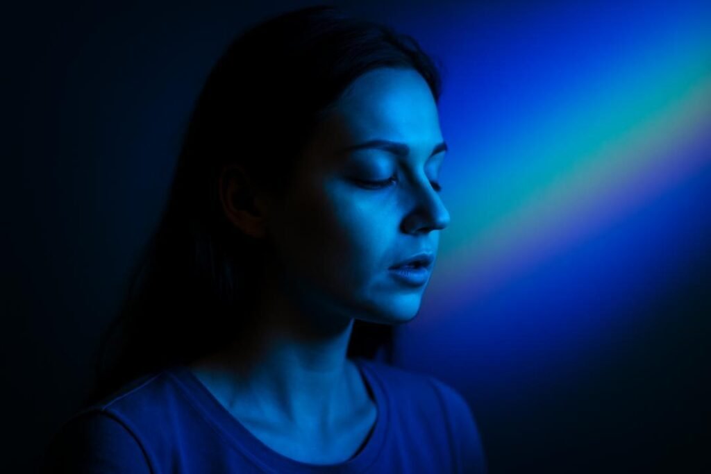 Efeito azul: entenda o fenômeno visual e suas aplicações surpreendentes